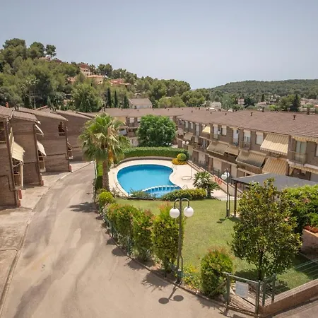 Tarracohomes, Th156 Casa Roser Familiar Y Con Piscina Compartida *