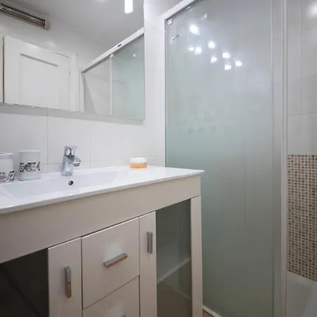 Tarracohomes, Th156 Casa Roser Familiar Y Con Piscina Compartida בית נופש טראגונה
