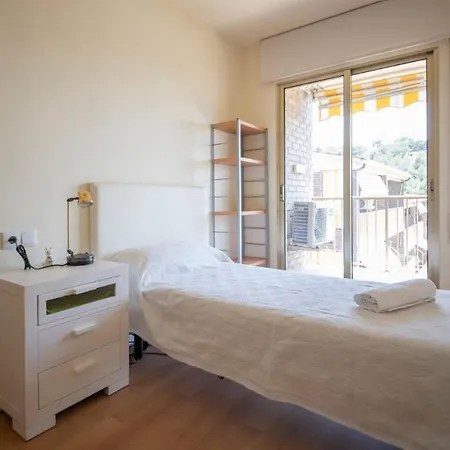 Tarracohomes, Th156 Casa Roser Familiar Y Con Piscina Compartida בית נופש טראגונה