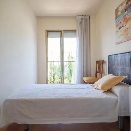 Tarracohomes, Th156 Casa Roser Familiar Y Con Piscina Compartida * טראגונה
